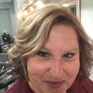 Meet your Posher, Tana